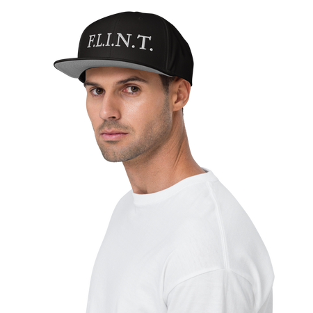 Survivor F.L.I.N.T. Gestickter Snapback-Hut