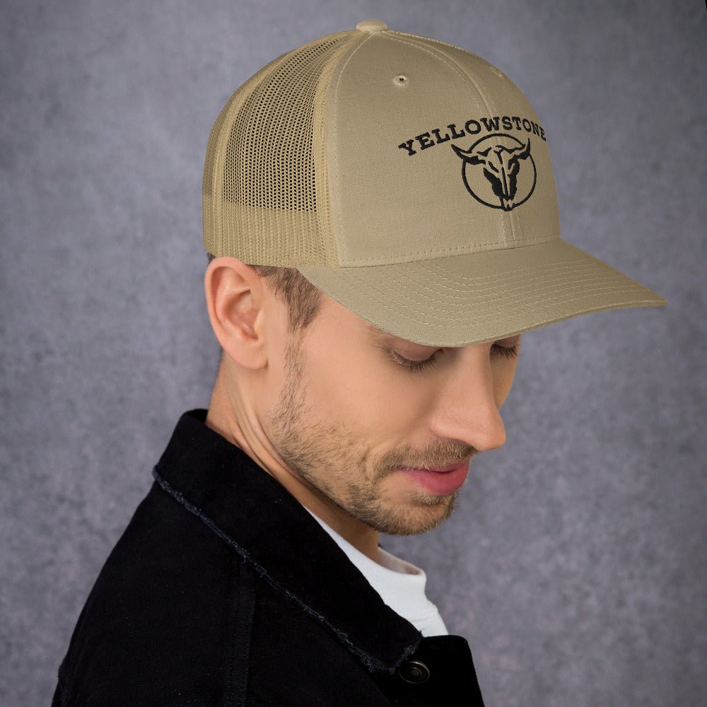 Yellowstone Black Skull Trucker Hat - Paramount Shop