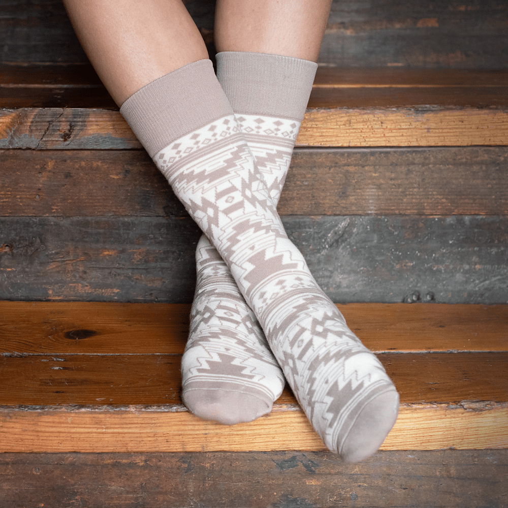 Yellowstone White Aztec Logo Socks - Paramount Shop